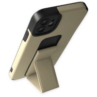 Newface iPhone 11 Kılıf Mega Standlı Silikon - Gold