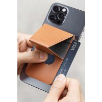 Uniq Lyft Manyetik Kartlıklı Standlı Holder - Kahverengi
