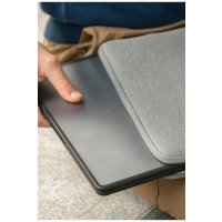 Uniq Macbook Air 13 (2022) Venture Hybrid Macbook Kapak - Siyah