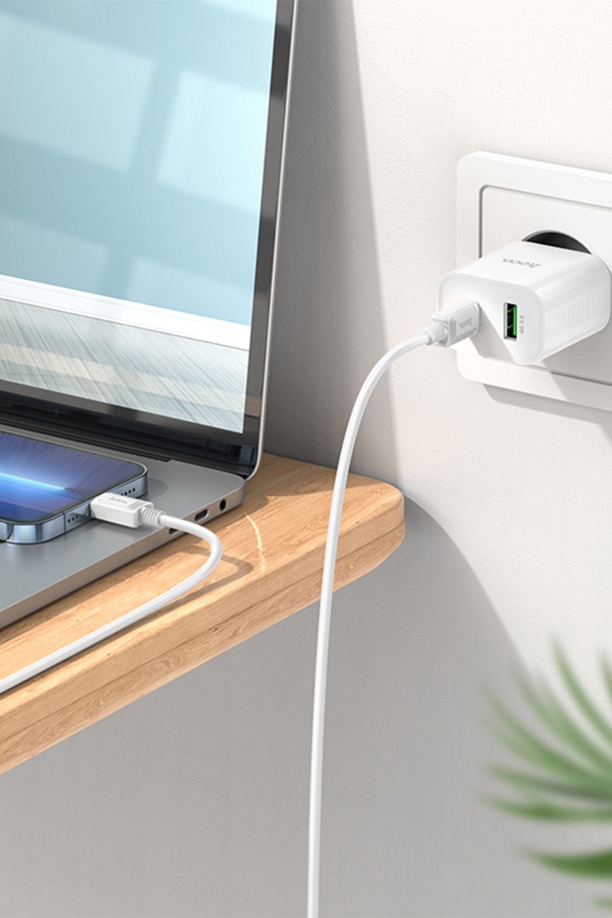 Hoco UA5 Tak Çalıştır Type-C to USB Dönüştürücü - Siyah