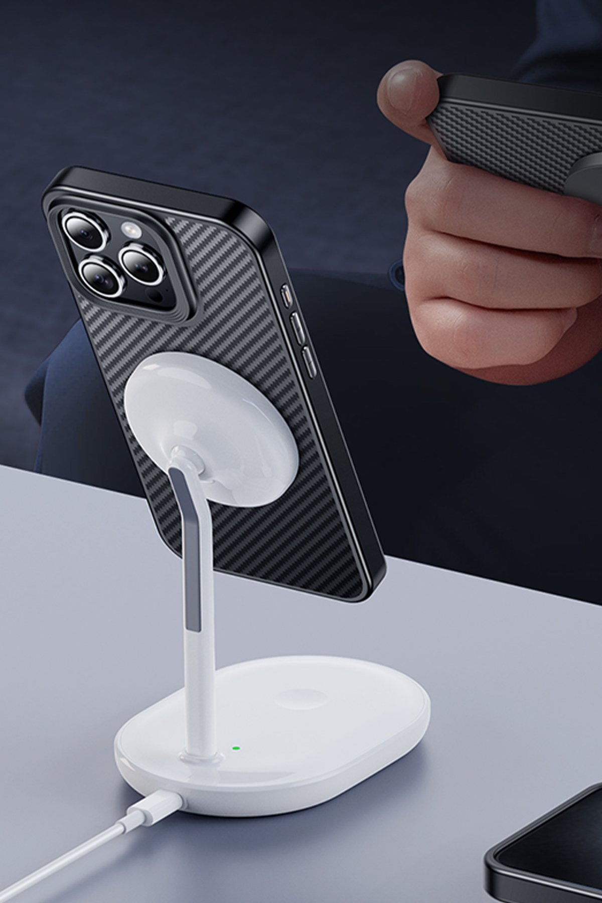 Hoco iPhone 15 Pro Max 9D Dustproof Hayalet Cam Ekran Koruyucu - Siyah