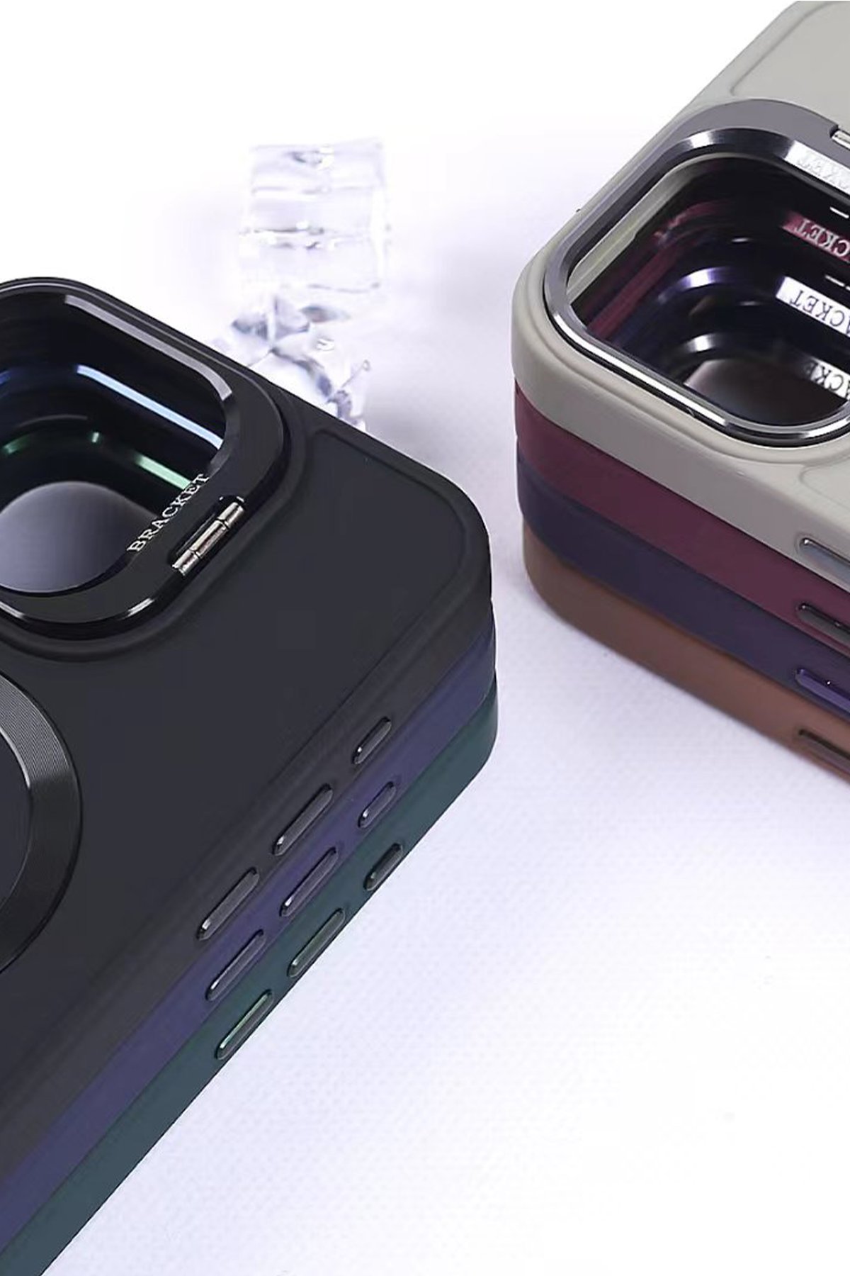 Joko iPhone 15 Pro Max Land Bumper Koruma Kapak - Siyah