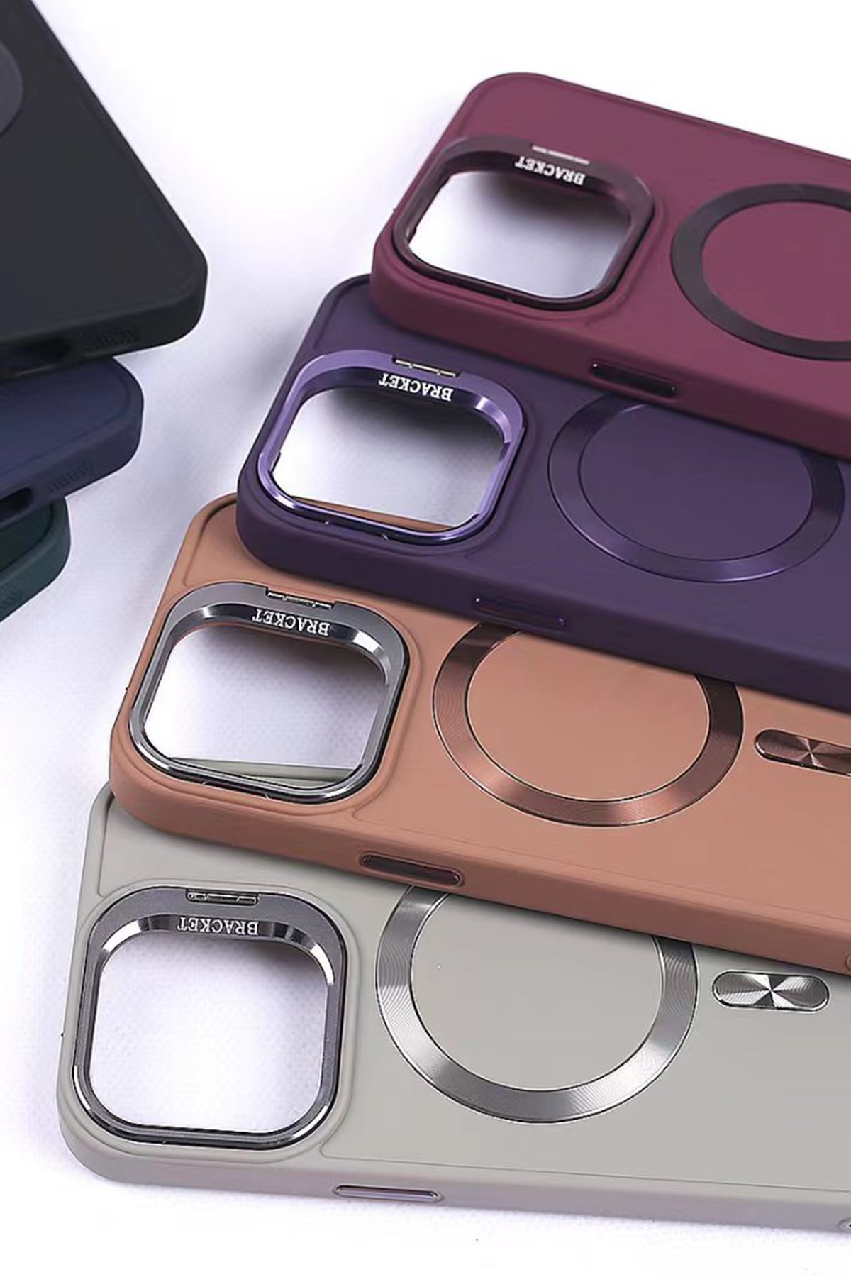 Joko iPhone 15 Pro Kılıf Metal Bumper Magneticsafe Kapak - Gümüş