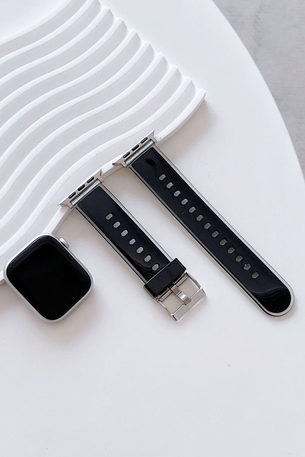 Movenchy Apple Watch 44mm MO-WB1 Çift Renk Mıknatıslı Silikon Kordon - Koyu Yeşil-Açık Yeşil