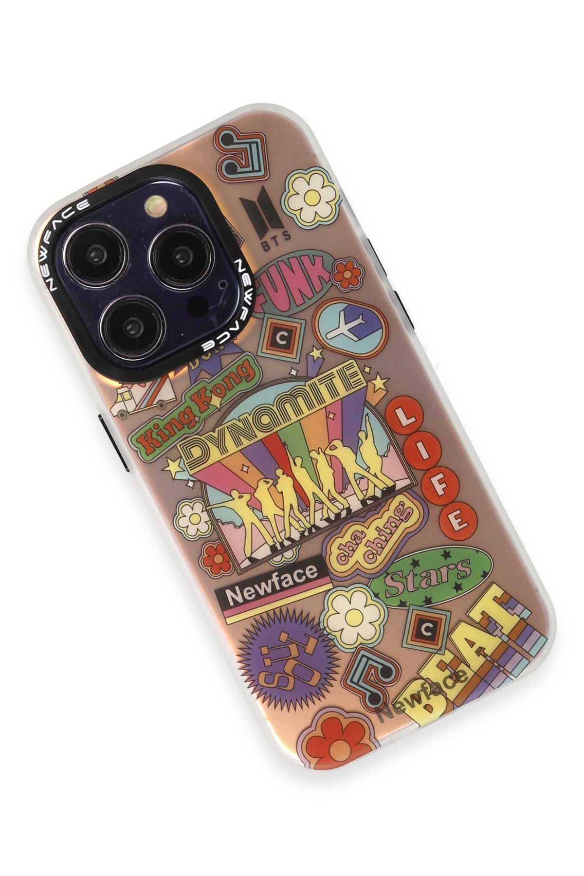 Newface iPhone 13 Pro Max Kılıf Lucky Silikon - Lucky 2