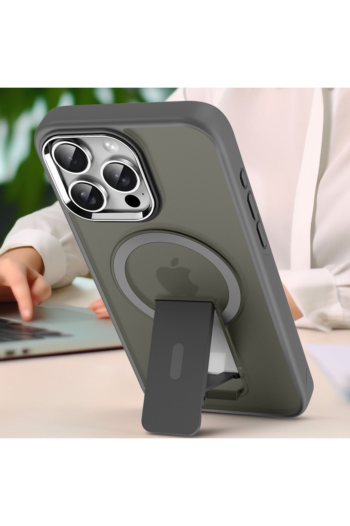 Newface iPhone 16 Pro Max Tork Magsafe Standlı Kapak - Siyah