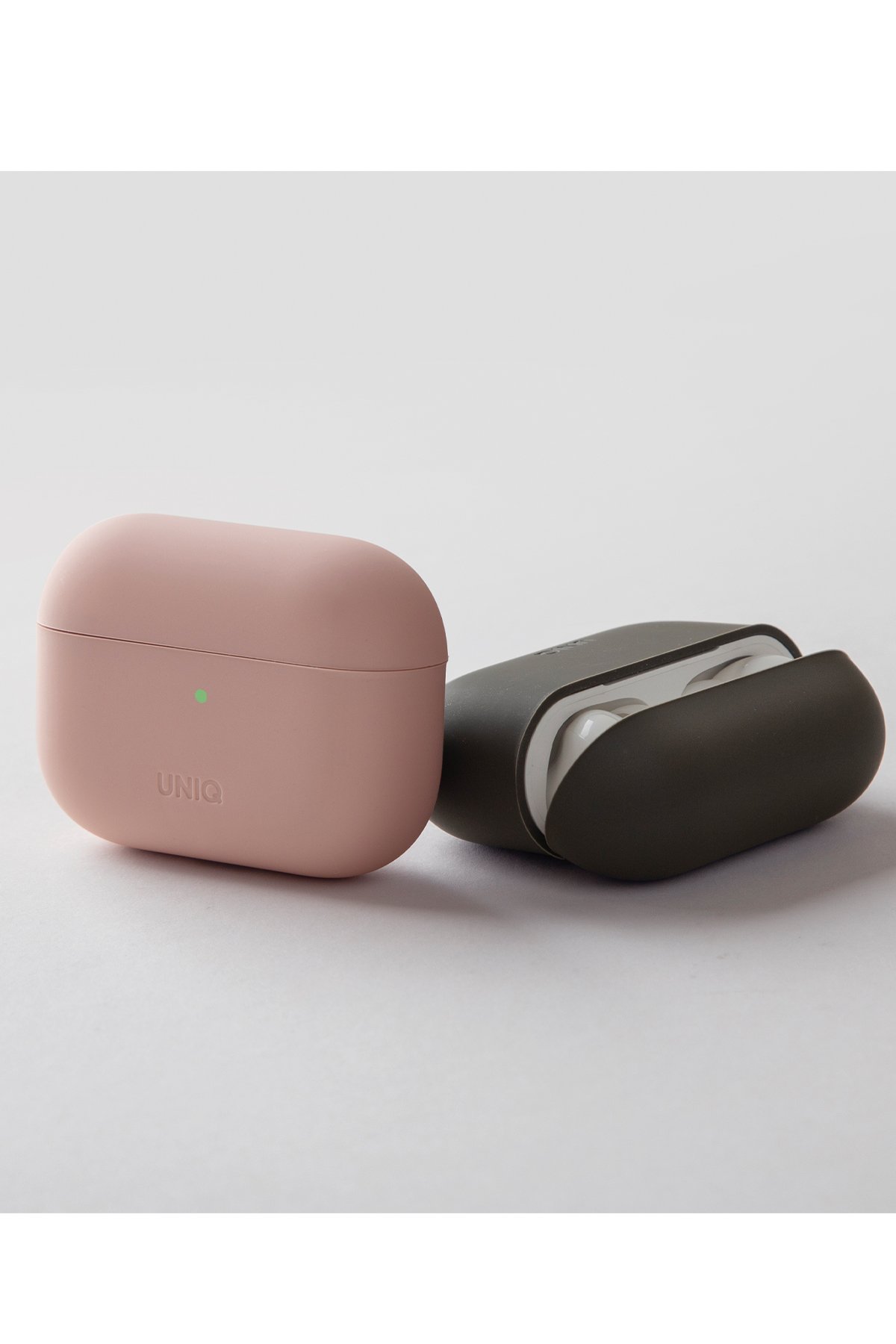 Uniq Airpods Pro 2 (2.nesil) Terra Genuine Deri Kılıf - Lacivert