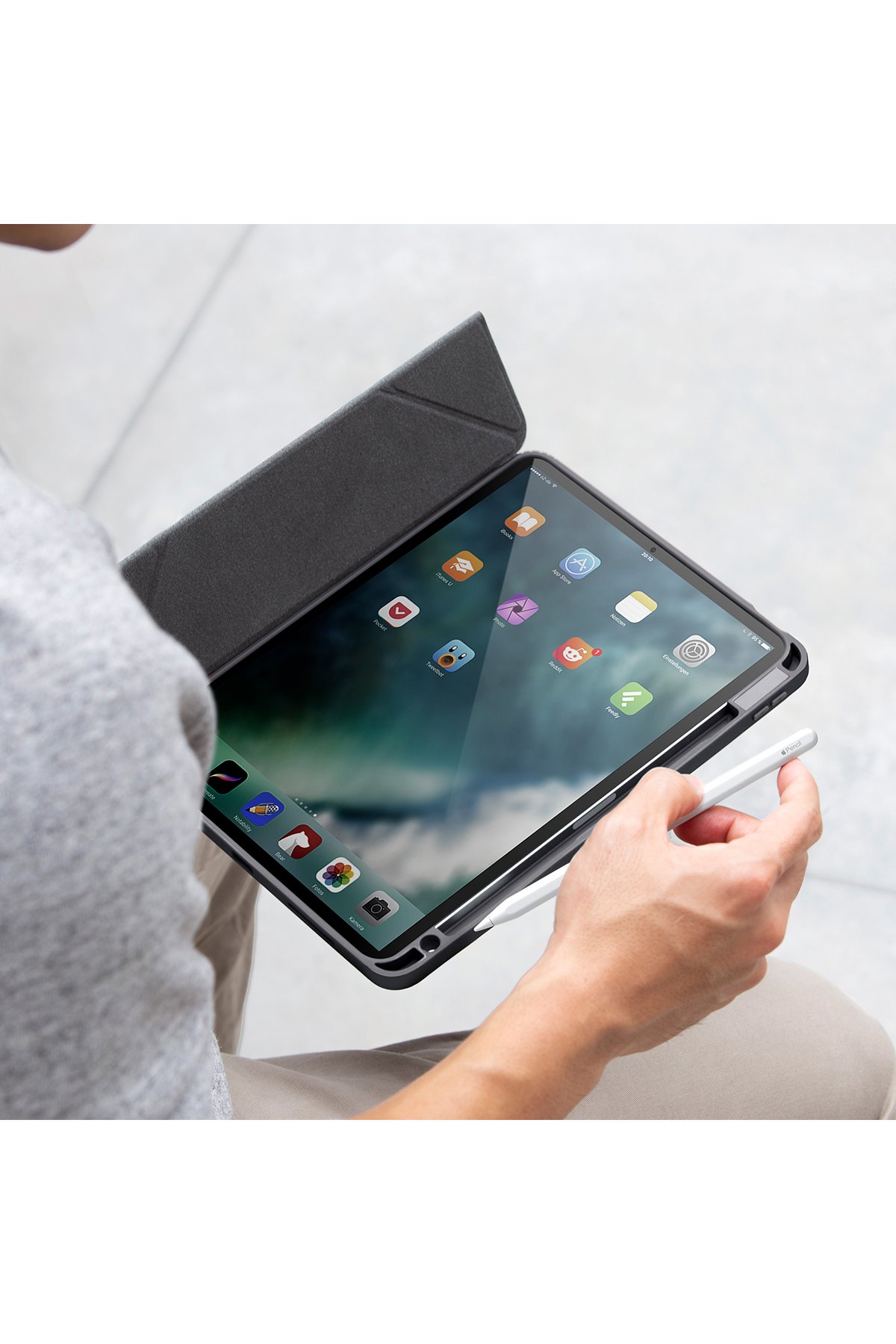 Uniq iPad Air 13 (2024) Moven Standlı Tablet Kapak - Mavi