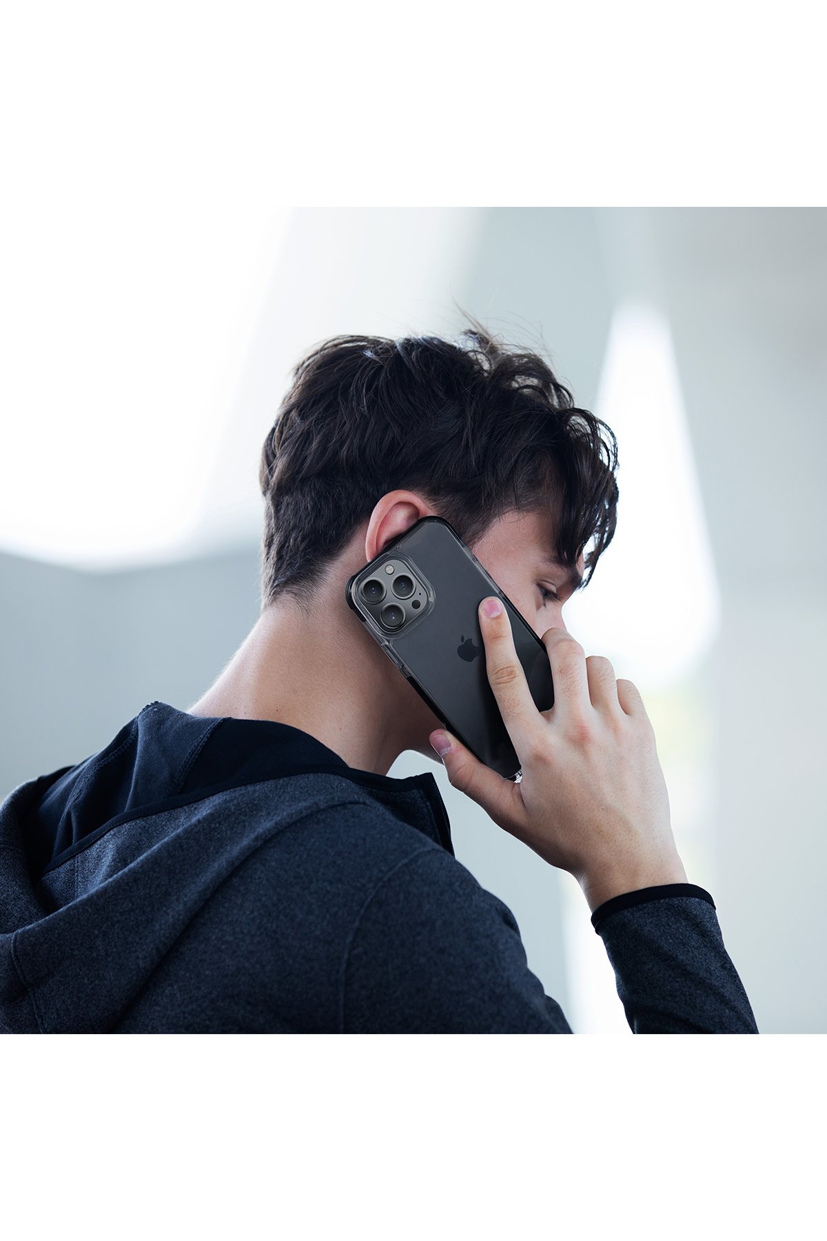 Uniq iPhone 16 Optix Hayalet Cam Ekran Koruyucu - Siyah