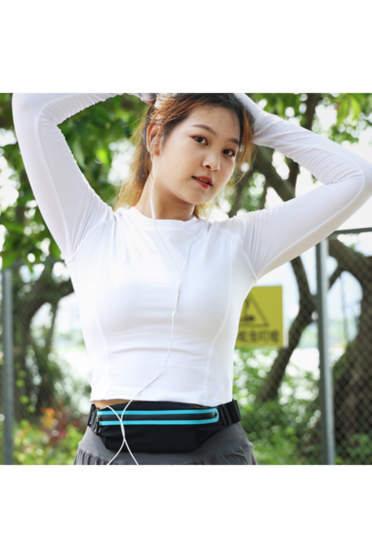 Yesido C250 360 Derece Ayarlanabilir Araç CarPlay Ekranına Sabitlenen Araç Telefon Tutucu - Siyah