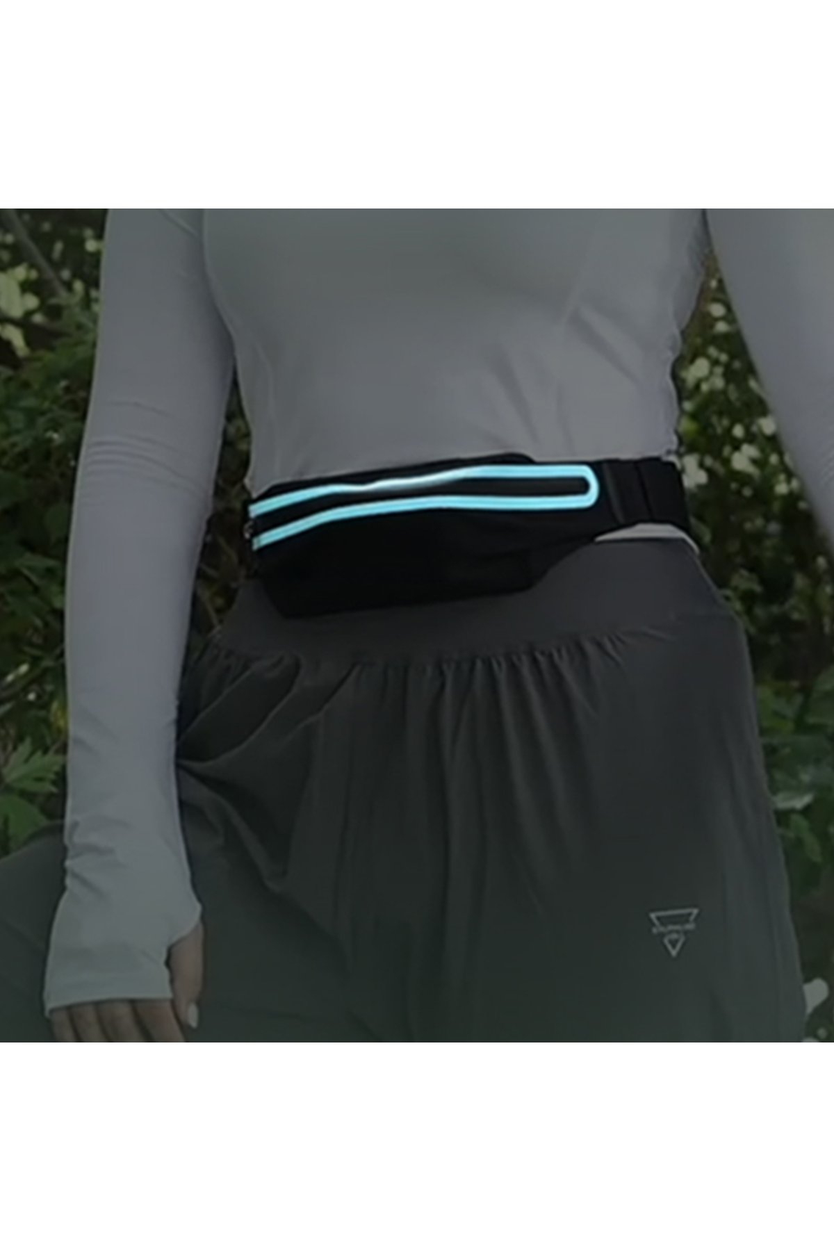 Yesido C250 360 Derece Ayarlanabilir Araç CarPlay Ekranına Sabitlenen Araç Telefon Tutucu - Siyah